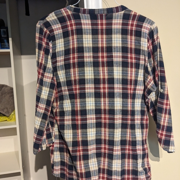 Reitmans plaid shirt - Picture 4 of 4